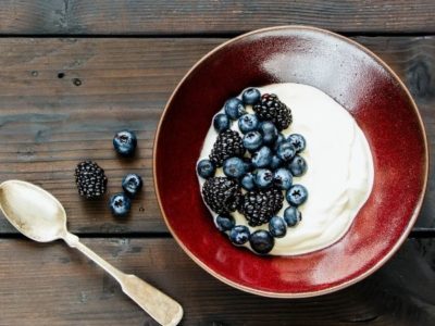 Quickie THM Meals including yogurt with berries