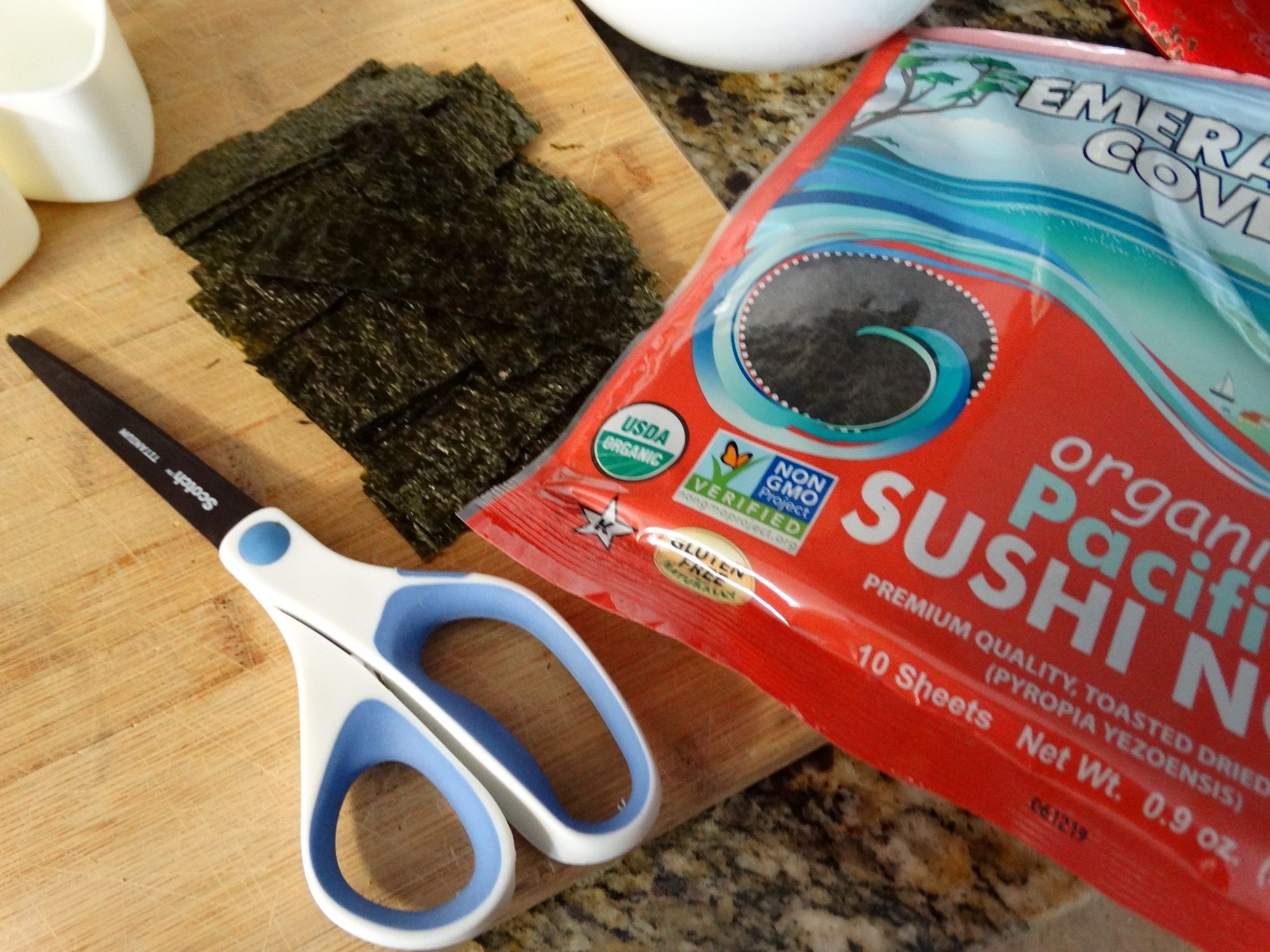 Smoked Salmon BBQ Onigiri - A fun party food 4