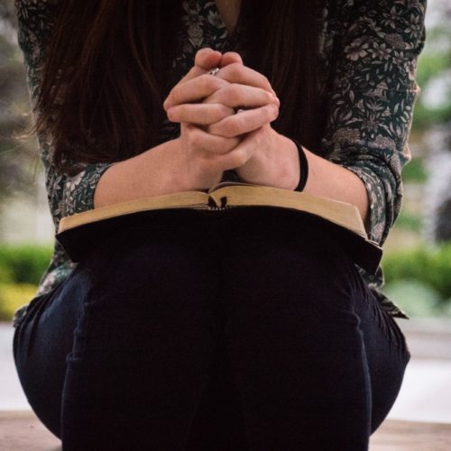Does prayer make you a healthier person? Science says yes.