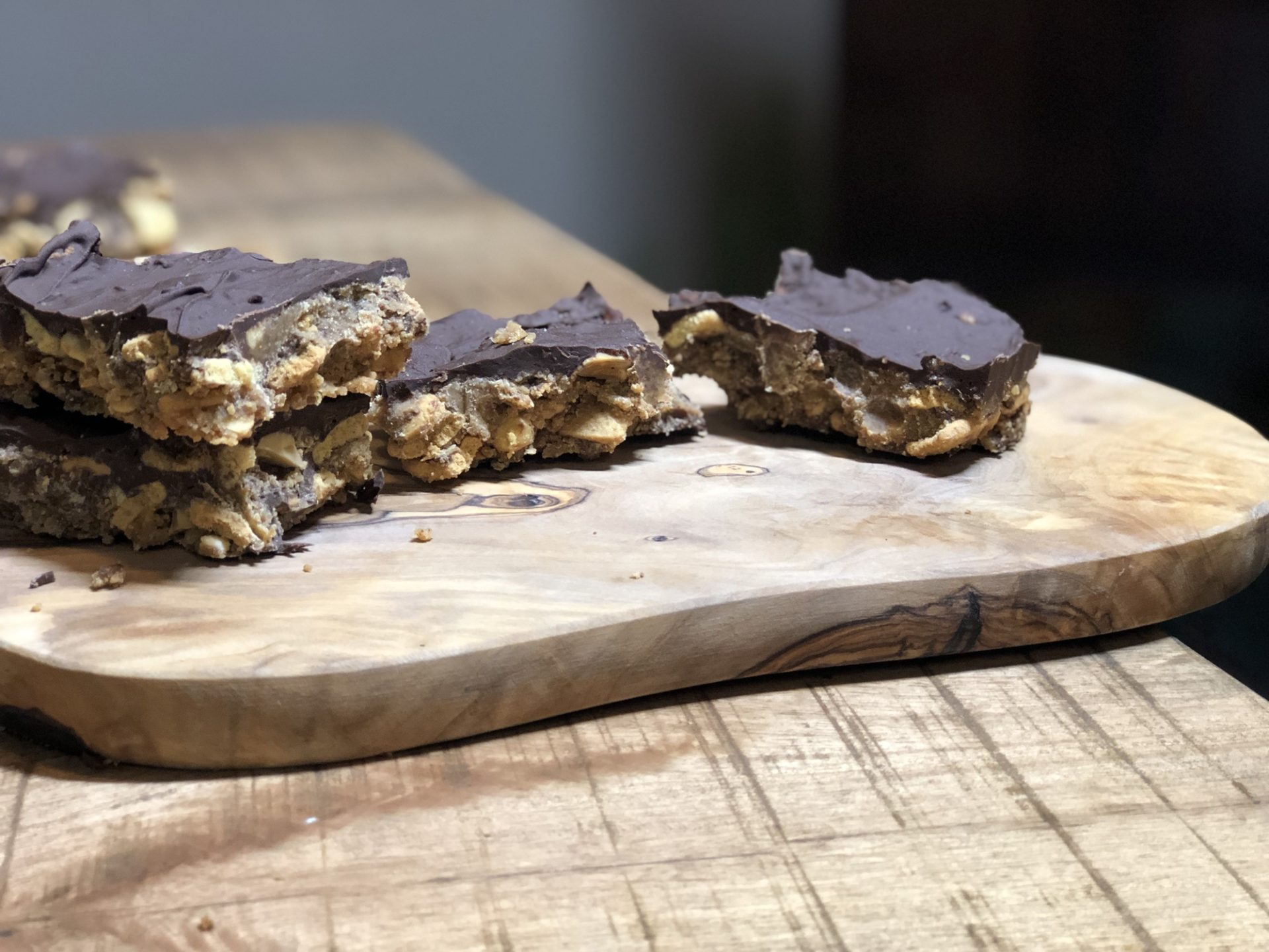Salted Caramel Peanut Crunch Chocolate Bars with Catalina Crunch 2