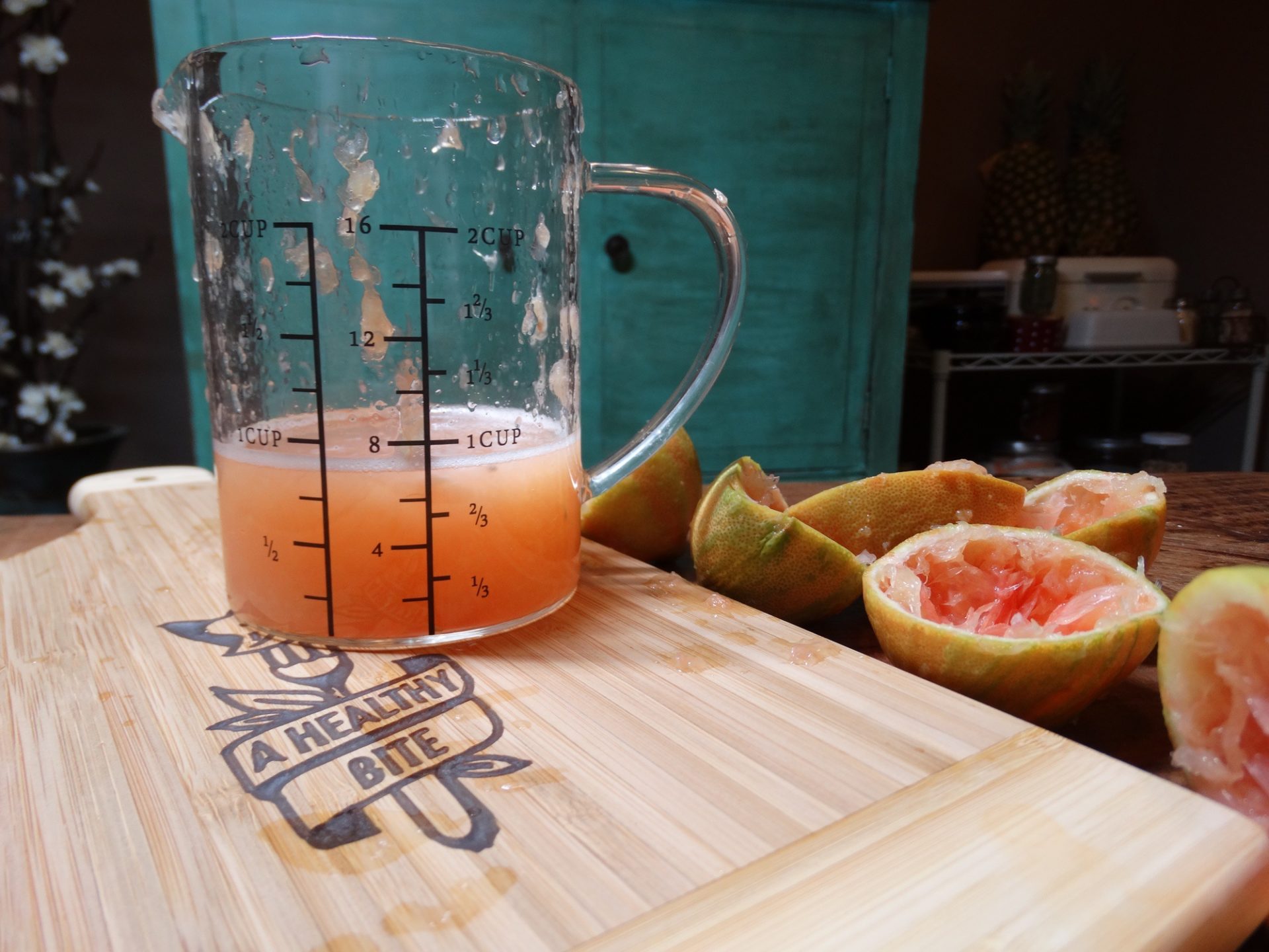 Naturally Pink Lemonade - The Perfect Drink for Picnics 1