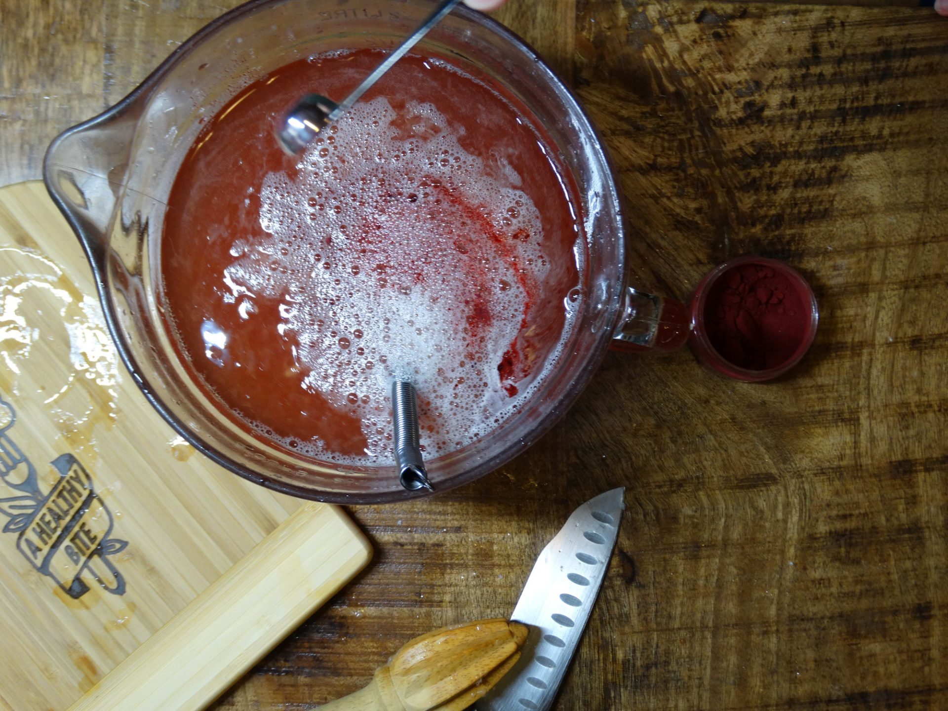 Naturally Pink Lemonade - The Perfect Drink for Picnics 2
