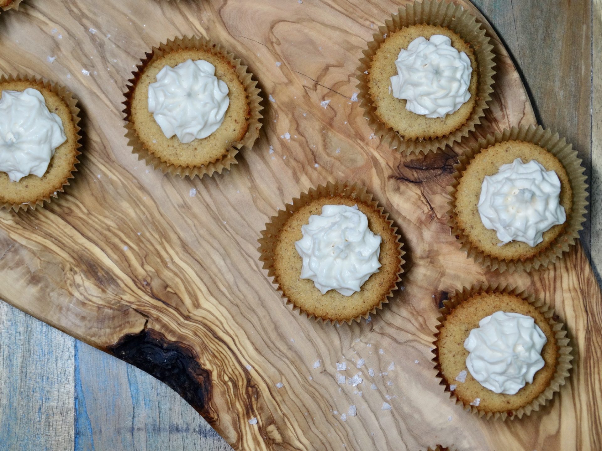 Low-Carb Healthy Salted Caramel Cupcakes 1