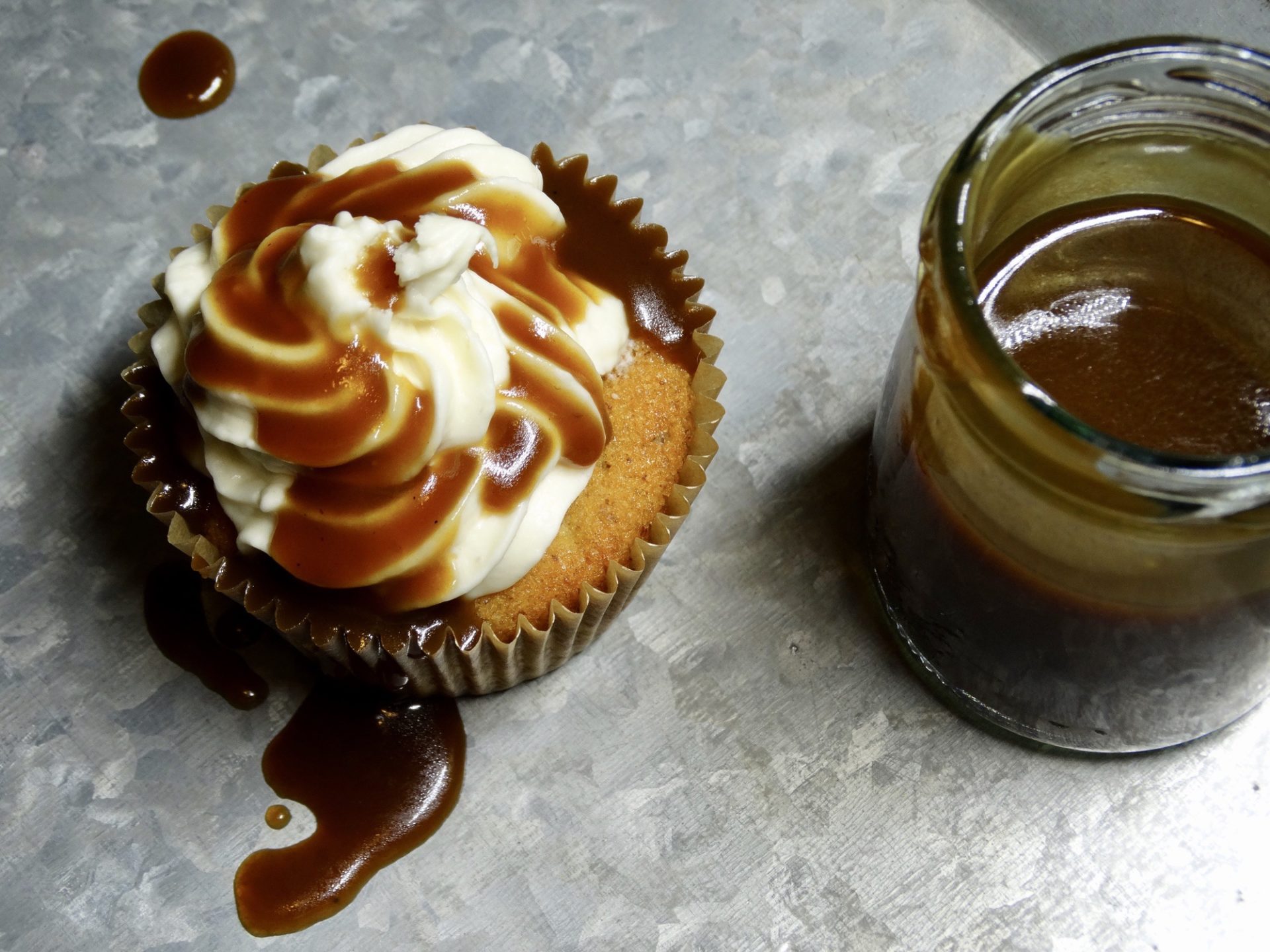 Low-Carb Healthy Salted Caramel Cupcakes 2