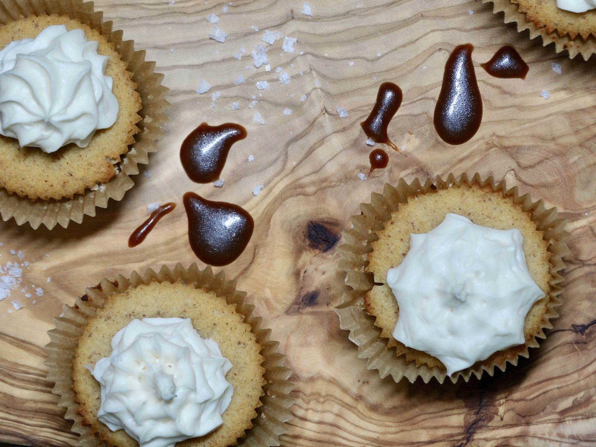 Low-Carb Healthy Salted Caramel Cupcakes 4