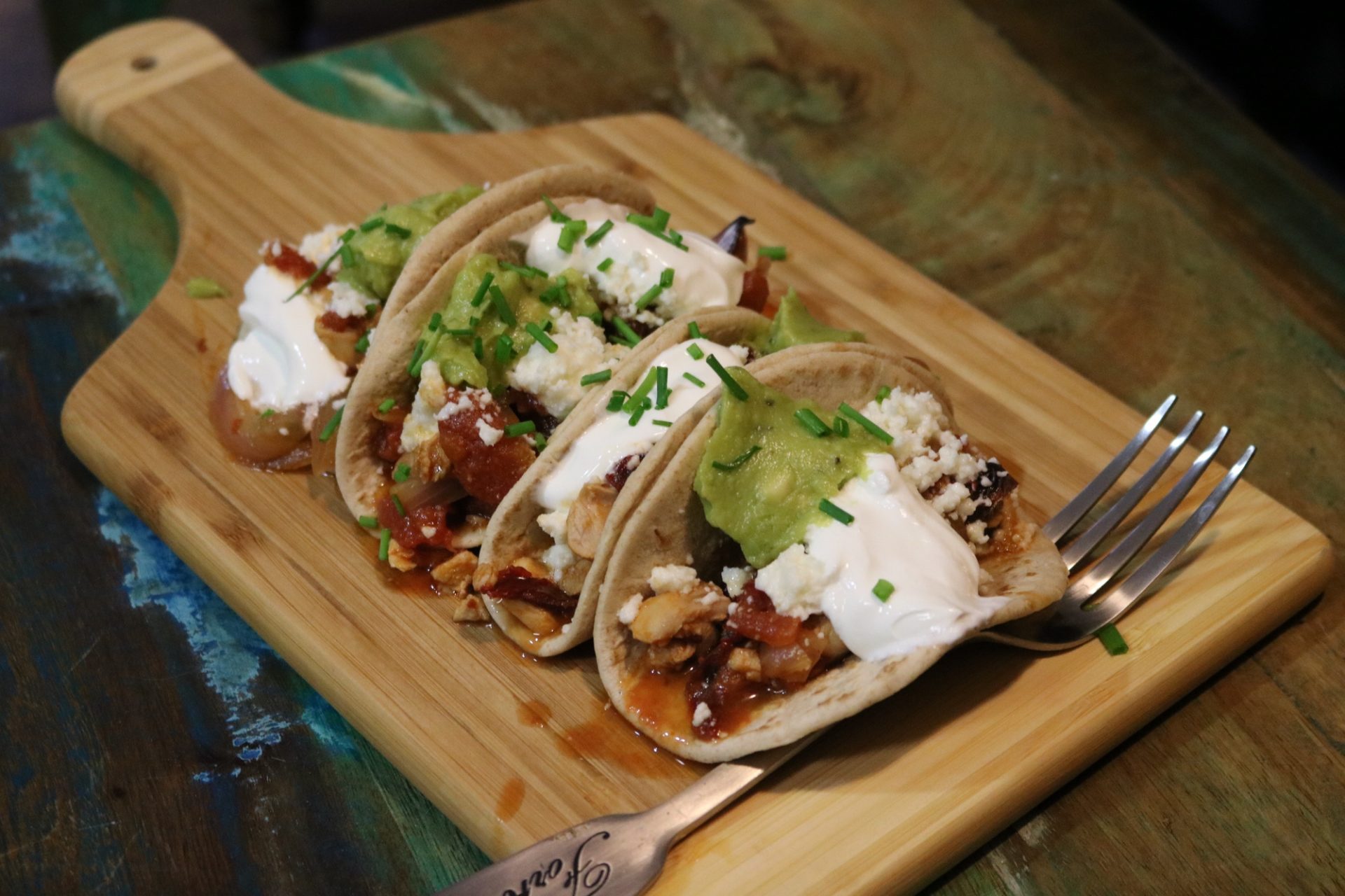 Spicy Chicken Tinga Tacos With Guacamole and Queso Fresco - Low Carb 1