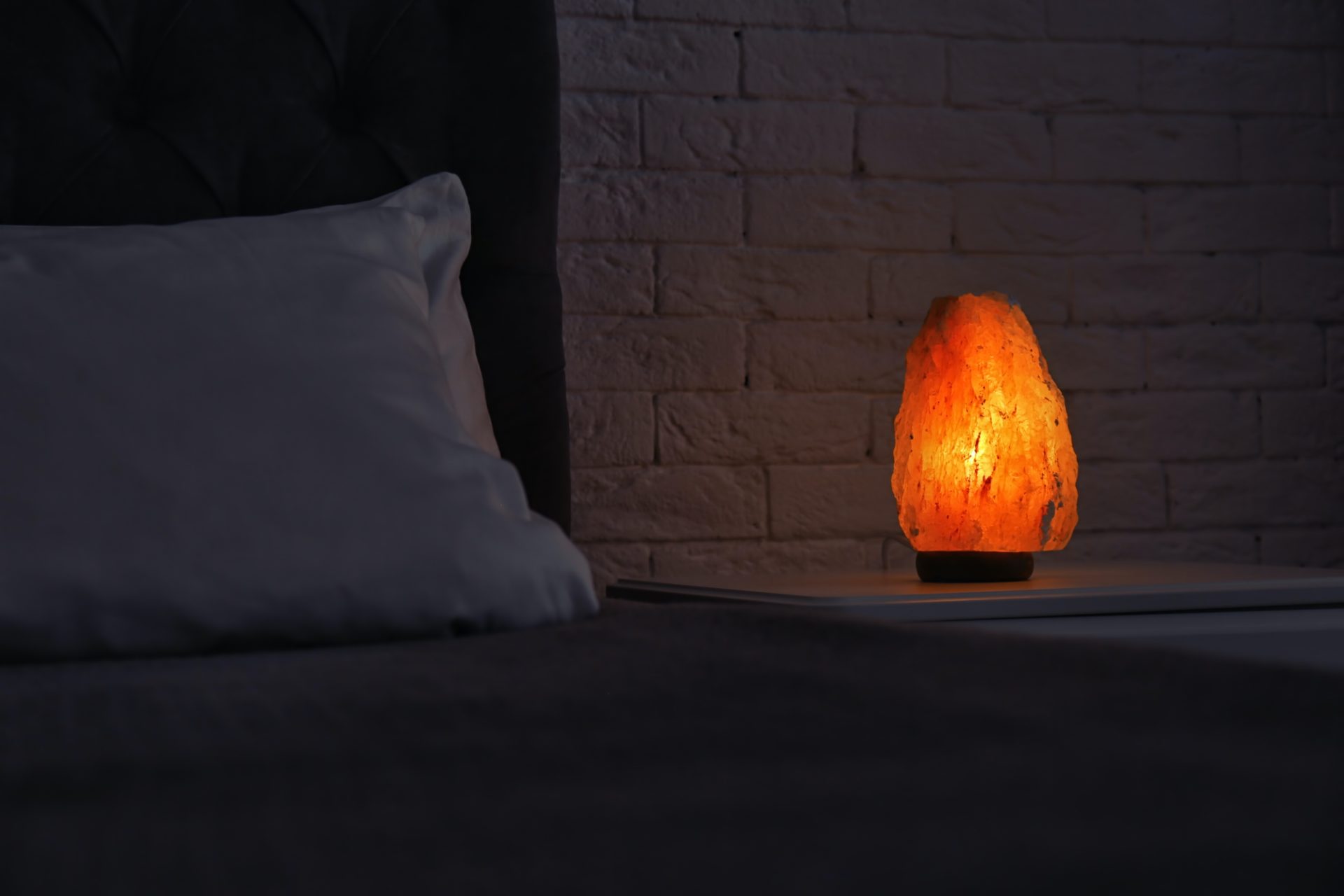 How to Use Salt Lamps instead of Night lights The Ultimate Guide