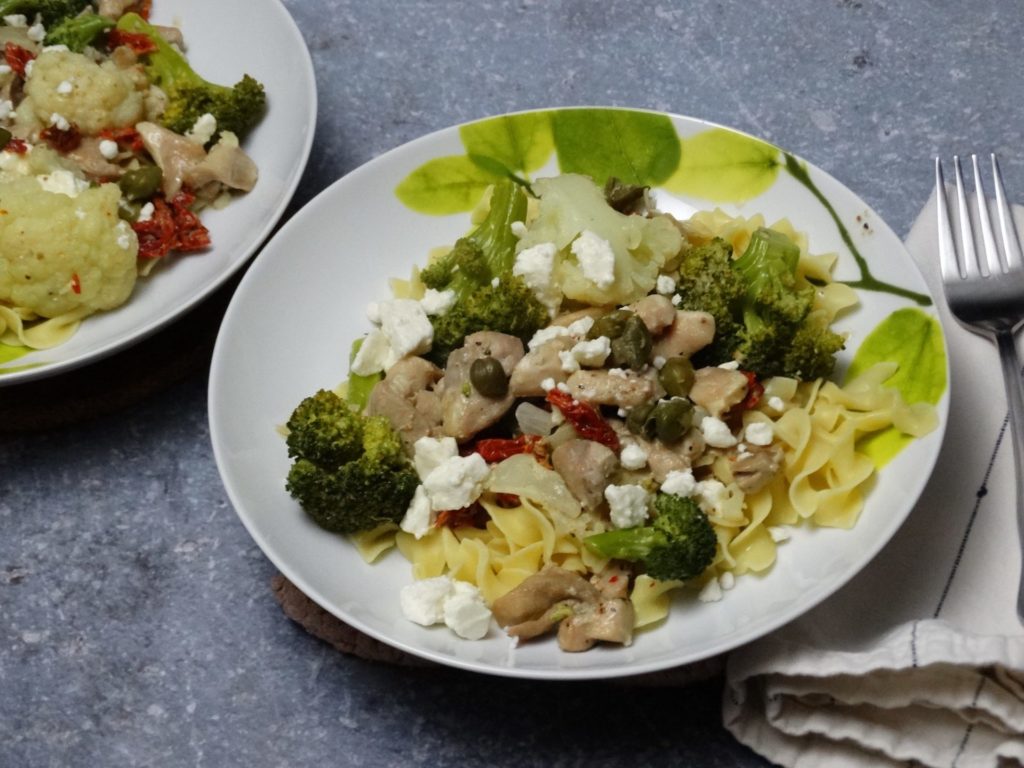 Creamy Chicken with Sundried Tomato & Cruciferous Vegetables 1