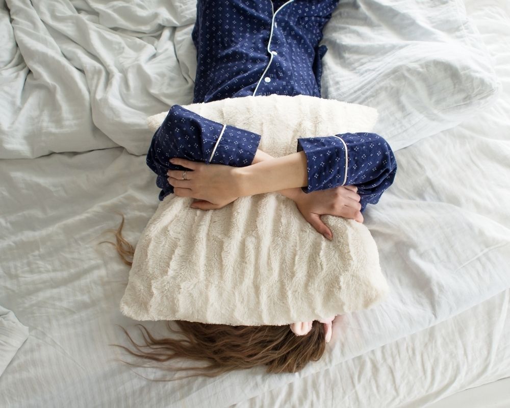 The more you think about the fact that you are awake, the harder it will be to fall asleep. Here are some things to do when you can't sleep.